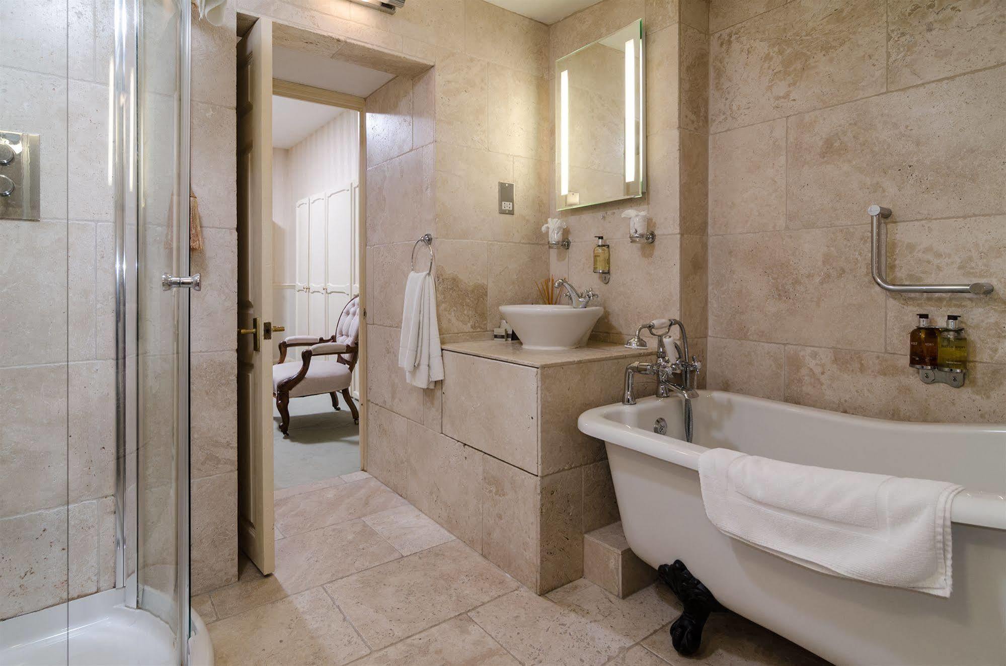 Apsley House Bed & Breakfast Bath Exterior foto